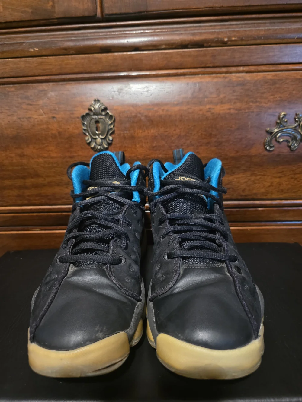Jordan Men’s Black and Blue Retro Basketball Shoes